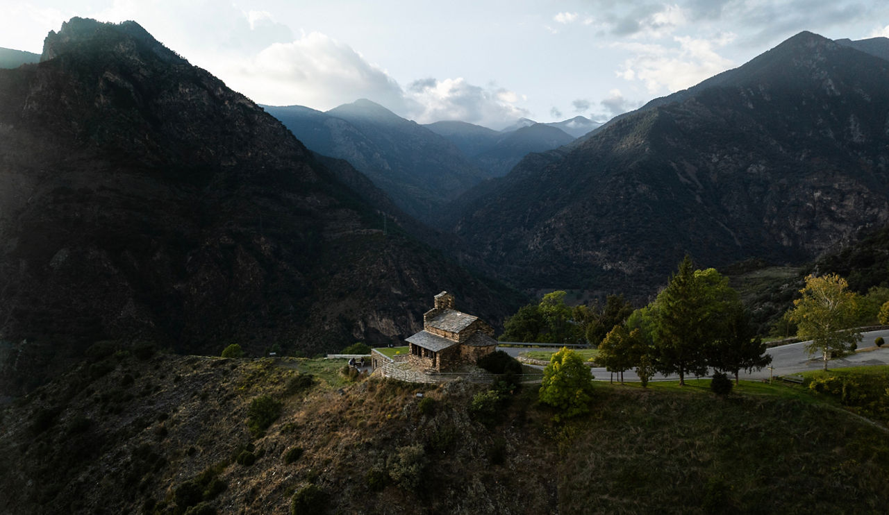 /content/dam/visitandorra/ca/assets/images/què-fer/natura/andorra-i-national-geographic/el-llegat-del-romanic/FOTOGALERIA-1_01.jpg