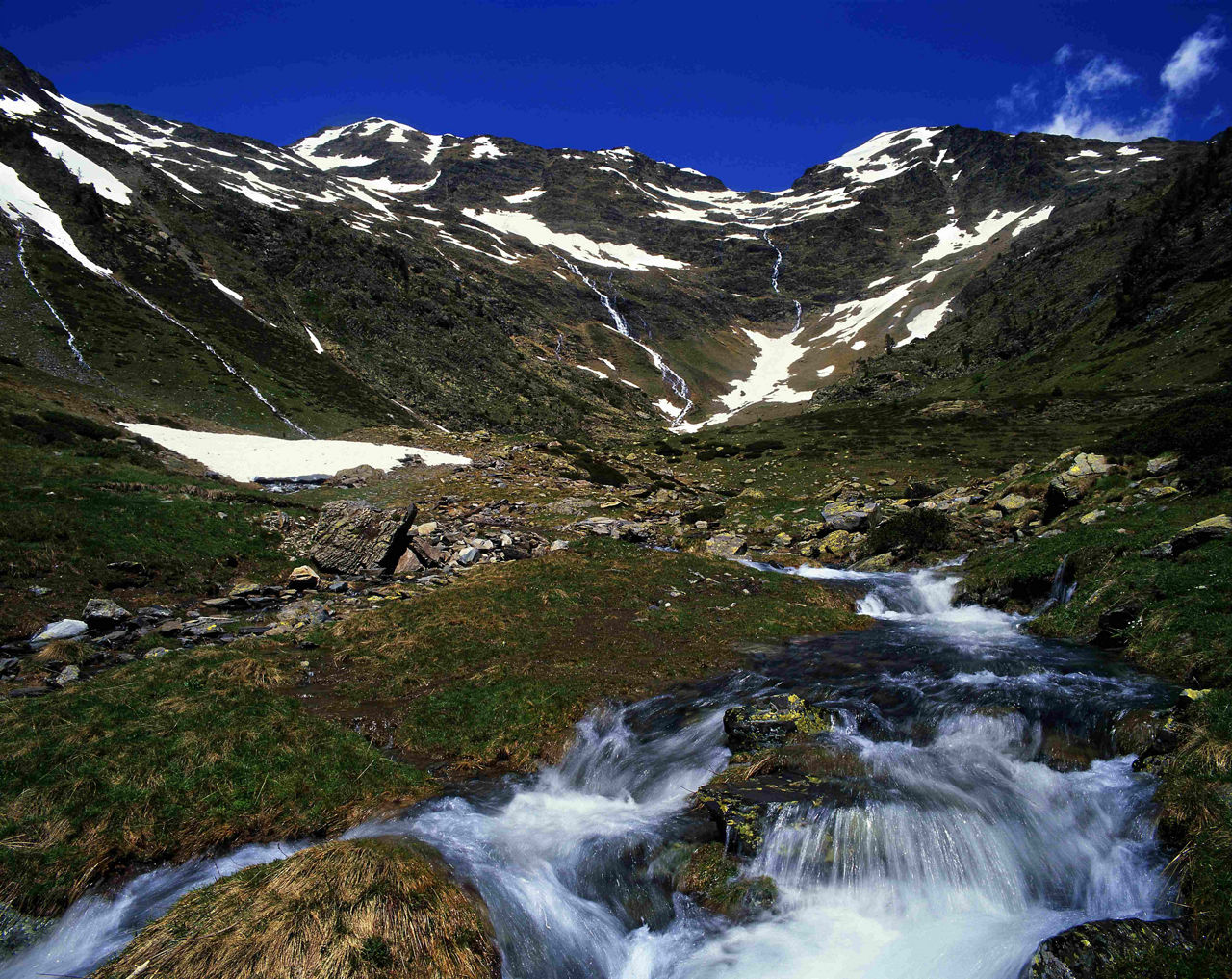 /content/dam/visitandorra/ca/assets/images/què-fer/natura/itineraris/GRT- de les 3 nacions al seu pas pel pla de l'estany- La Massana (2).jpg