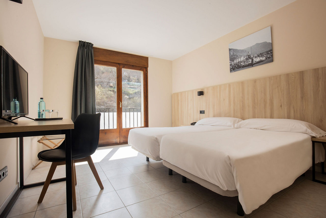 Hotel-Encamp-Room-Double-01.jpg