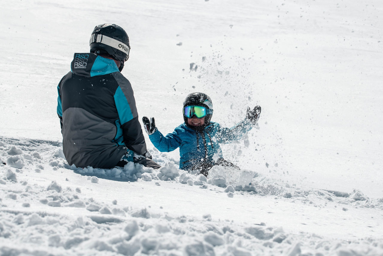 /content/dam/visitandorra/ca/assets/images/què-fer/natura/esqui/estació-esquí-ordino-arcalís/Ordino Arcalís_Actitud_Familia_1.jpg