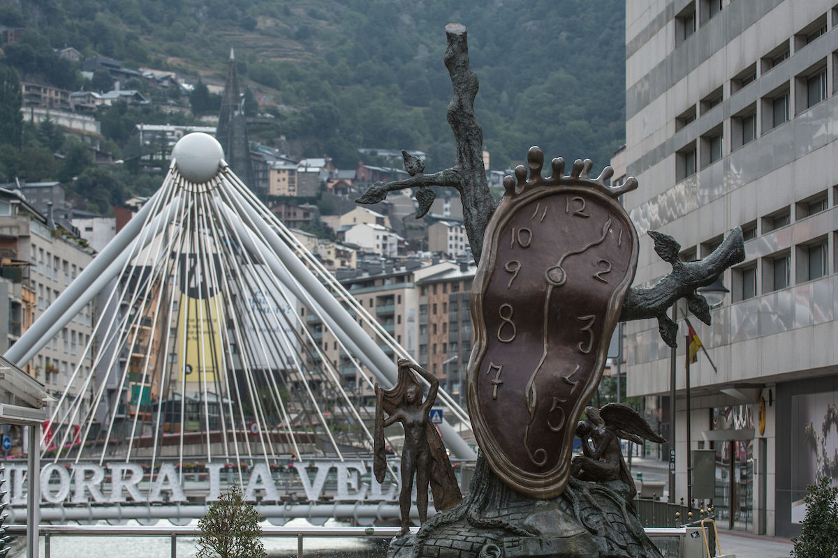 RELLOTGE DE DALI noblesse du temps ANDORRA.jpg