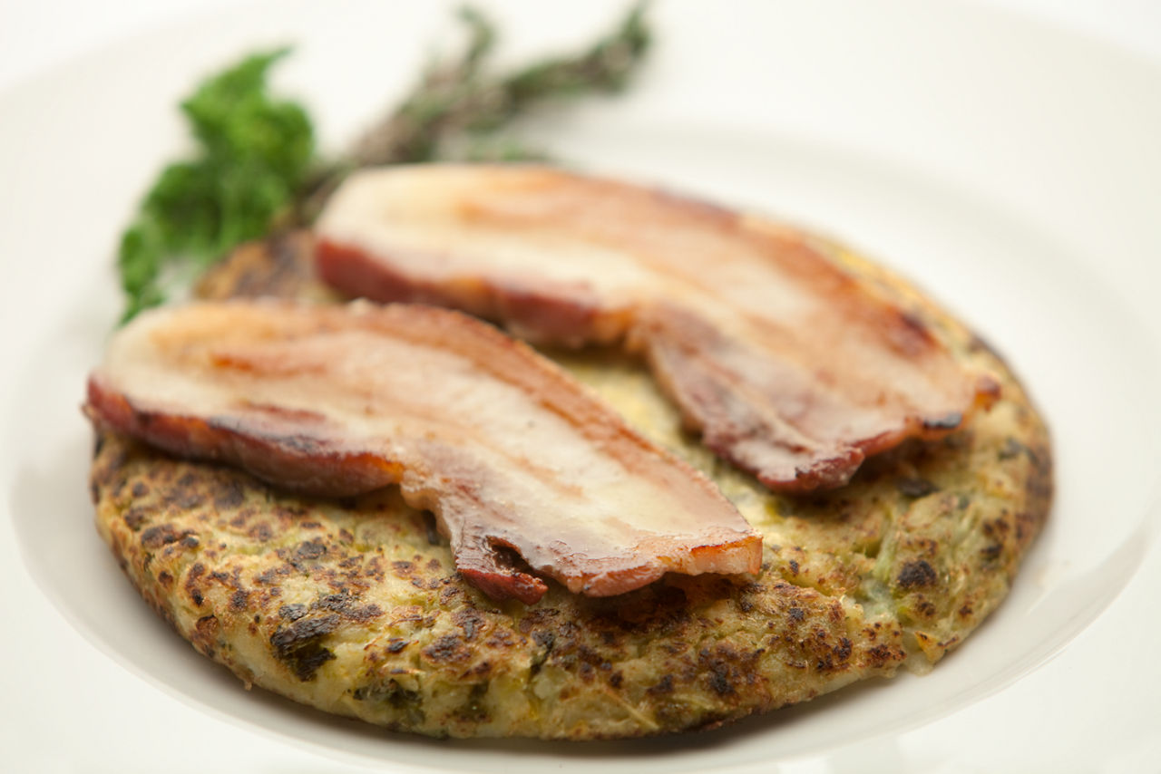 /content/dam/visitandorra/ca/assets/images/què-fer/gastronomia/receptes-d'andorra/trinxat-amb-rosta/TRINXAT AMB ROSTES - BORDA ESTEVET.tif