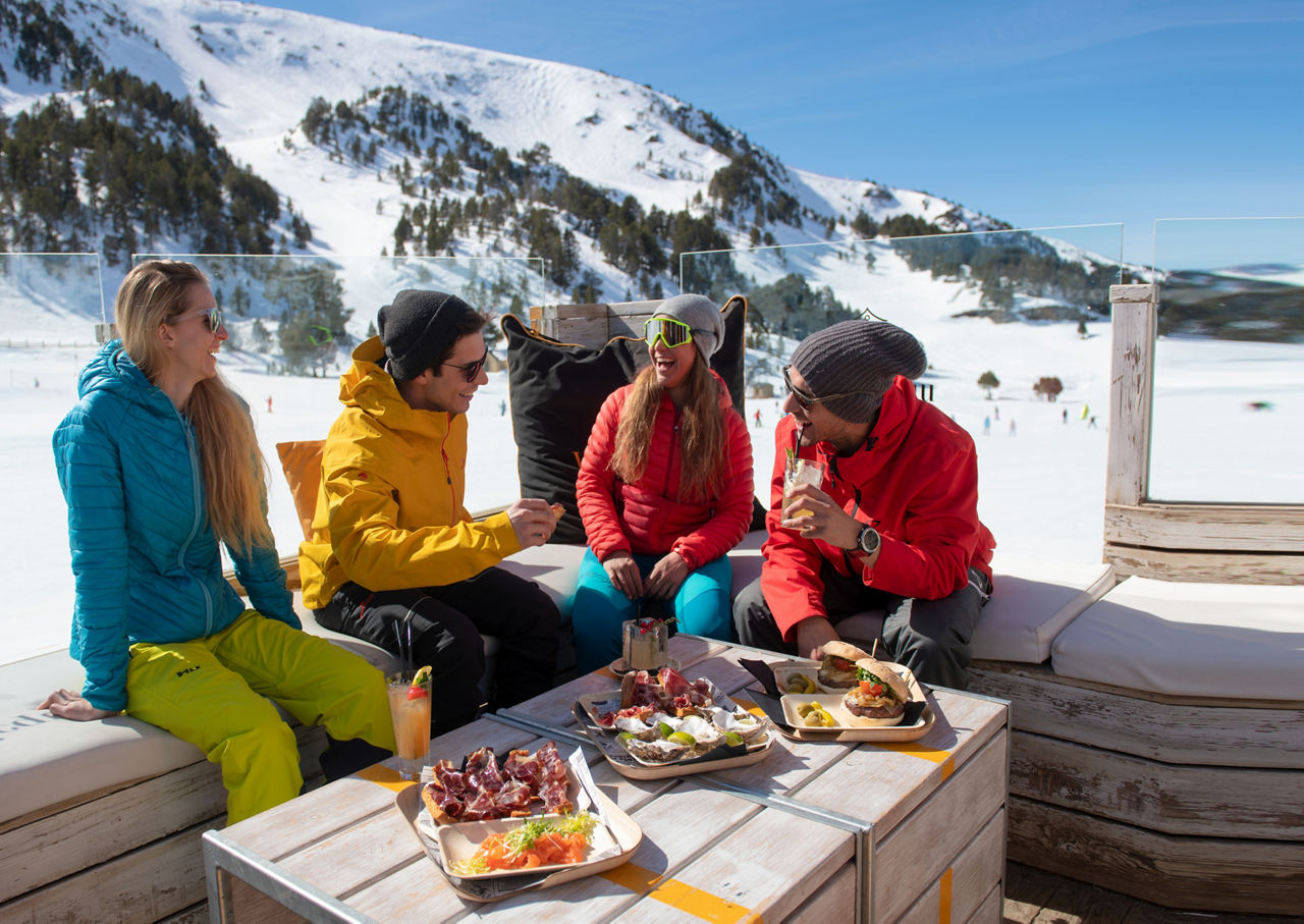 /content/dam/visitandorra/ca/assets/images/què-fer/gastronomia/distribuidora-menjar/Terrasses1.jpg