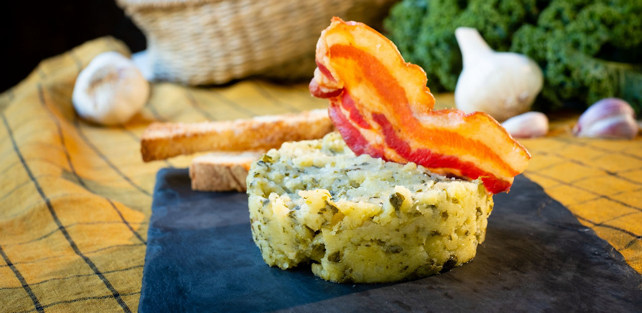 /content/dam/visitandorra/ca/assets/images/què-fer/gastronomia/receptes-d'andorra/trinxat-amb-rosta/Trinxat 02.jpg