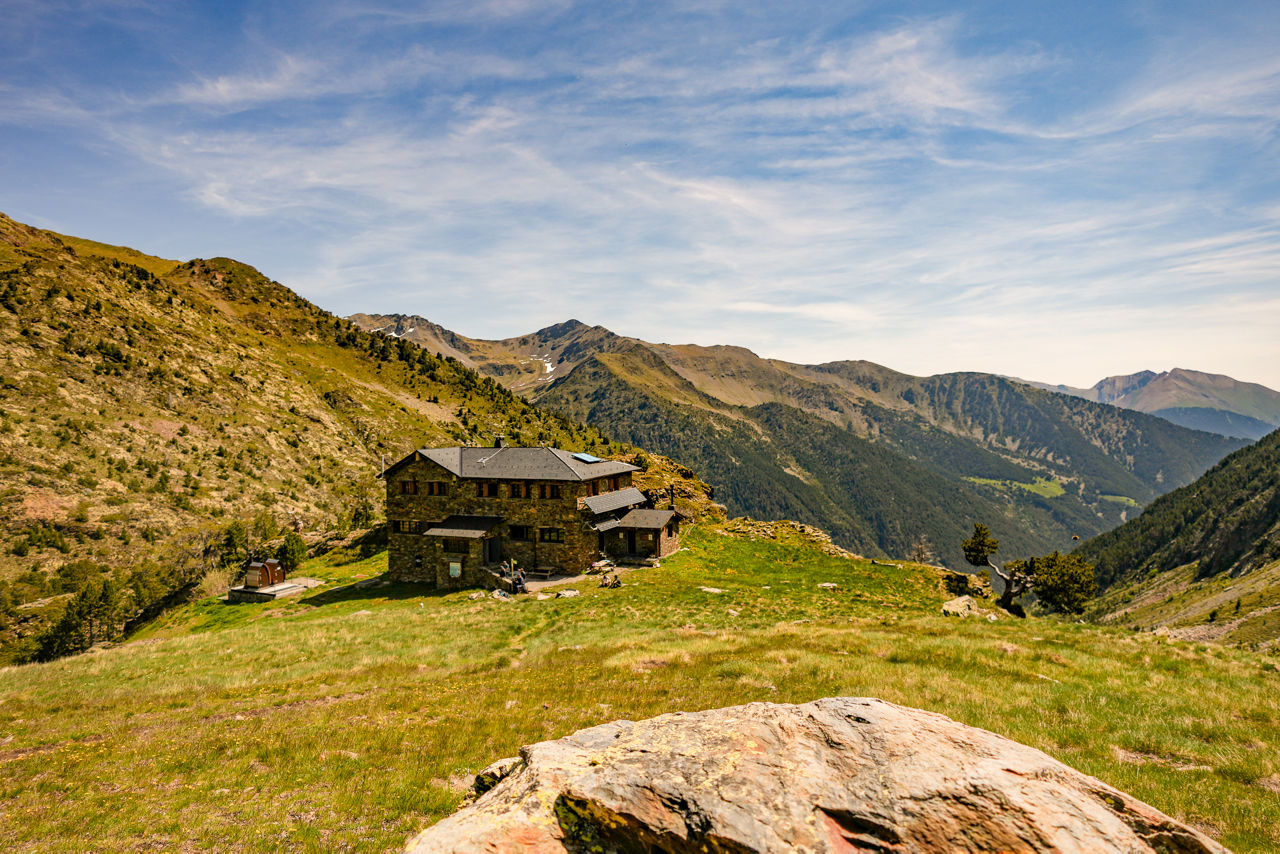 @andorraworld-visit-andorra-Refugi-Comapedrosa-desantis-DSC00194.jpg