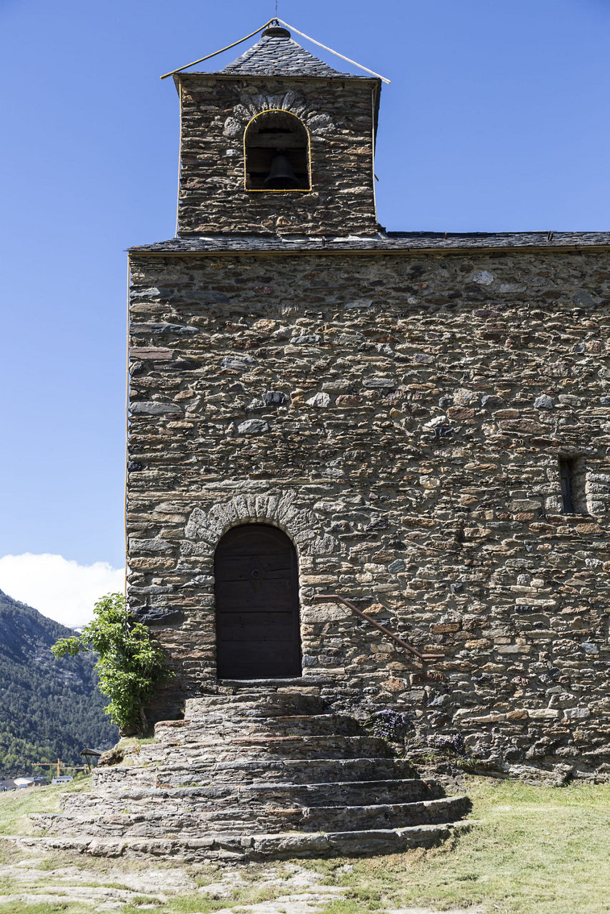 /content/dam/visitandorra/ca/assets/images/què-fer/cultura/cultural-itineraries/la-massana/_esglesia_sant_cristofol_anyos1.jpg