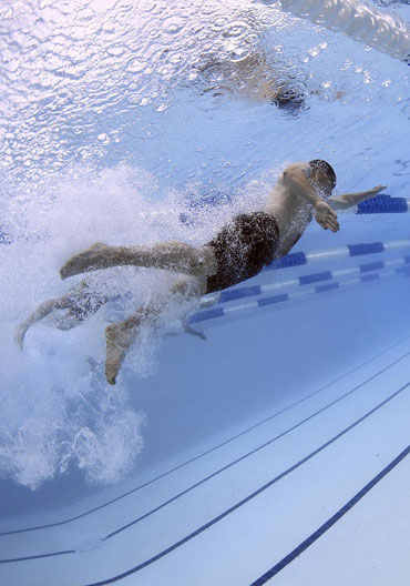 /content/dam/visitandorra/ca/assets/images/què-fer/natura/andorra-sports-training-country/aquatic piscina aigua.jpg