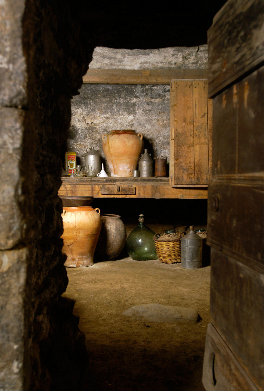casa_areny-plandolit-x-web_AT-celler-oli-05.jpg