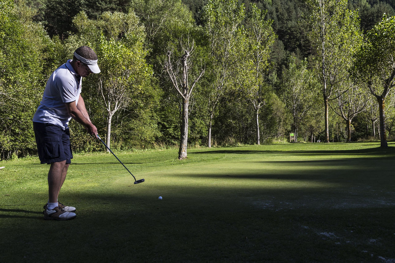 /content/dam/visitandorra/ca/assets/images/què-fer/natura/distribuidora-natura/erv_20130924_pitch_and_putt_xixerella-57-min.jpg