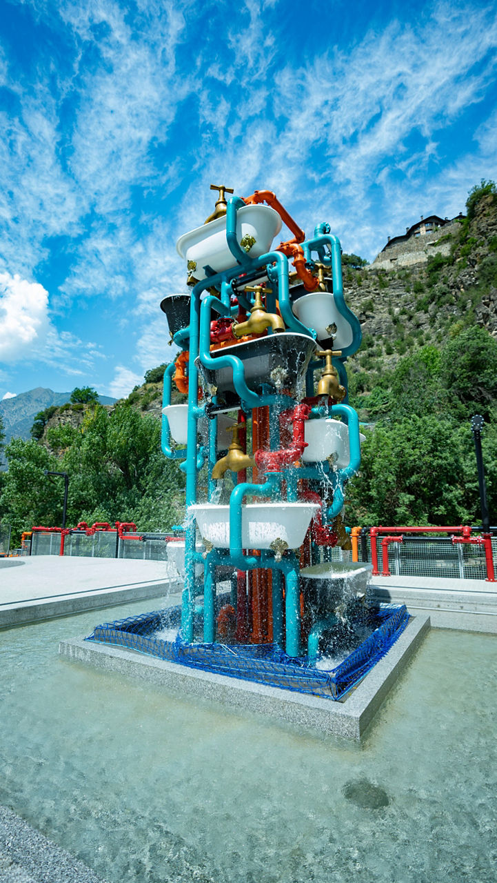 /content/dam/visitandorra/ca/assets/images/coneix-andorra/explora-andorra/escaldes-vertical.jpg