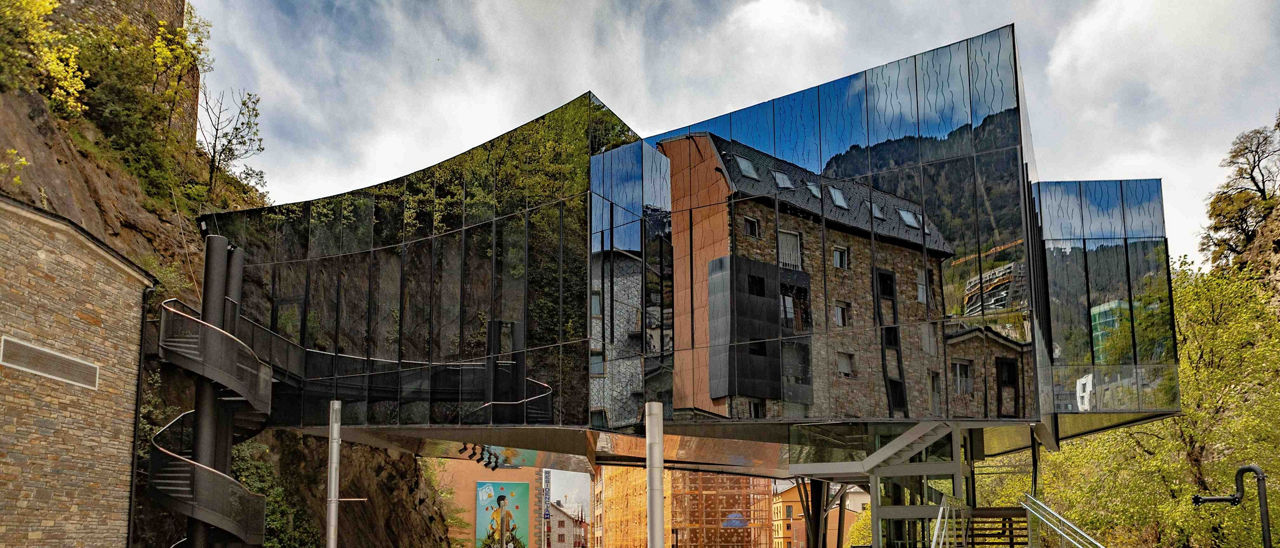 /content/dam/visitandorra/ca/assets/images/què-fer/cultura/cultural-itineraries/escaldes-engordany/espai caldes-escaldes-engordany--.jpg