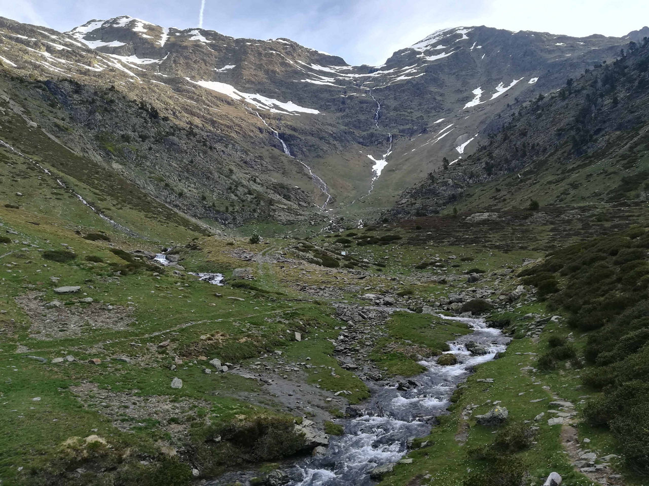 /content/dam/visitandorra/ca/assets/images/què-fer/natura/itineraris/trail-running-itineraries/estany forcat.jpg