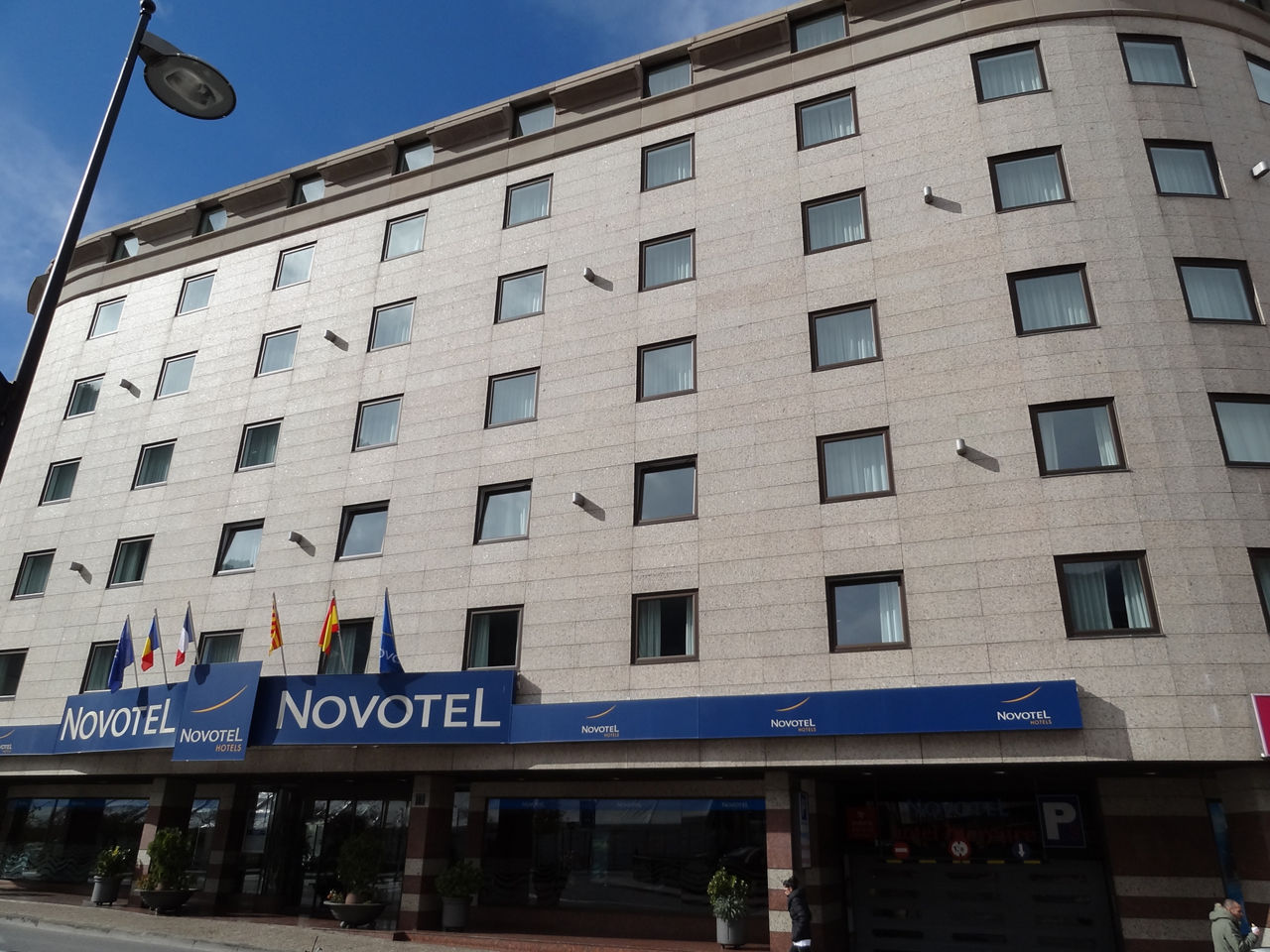 hotel-novotel.jpg