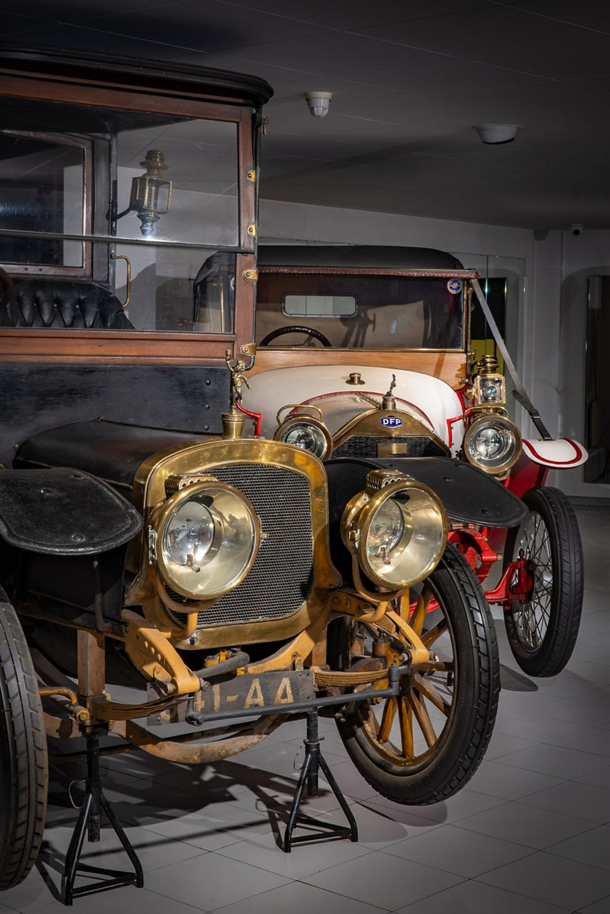mautomobil-nova-071d-2116-MUSEU-DE-L'AUTOMÒBIL--M.jpg