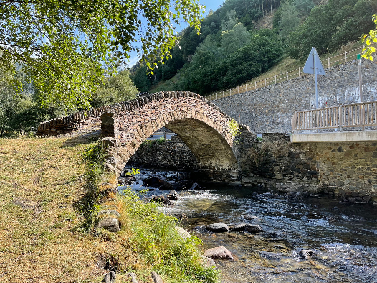 /content/dam/visitandorra/ca/assets/images/què-fer/cultura/ponts-d'andorra/pont-ordino1.JPG