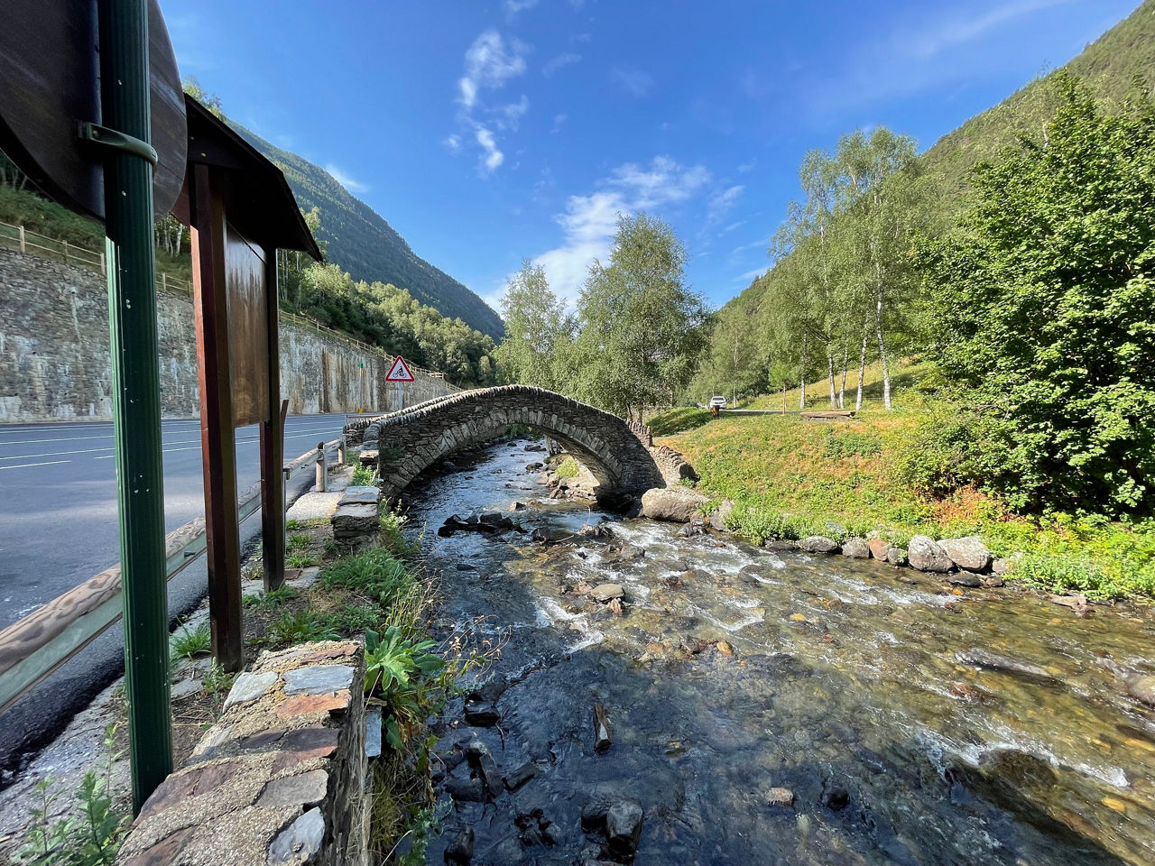/content/dam/visitandorra/ca/assets/images/què-fer/cultura/ponts-d'andorra/pont-ordino2.JPG