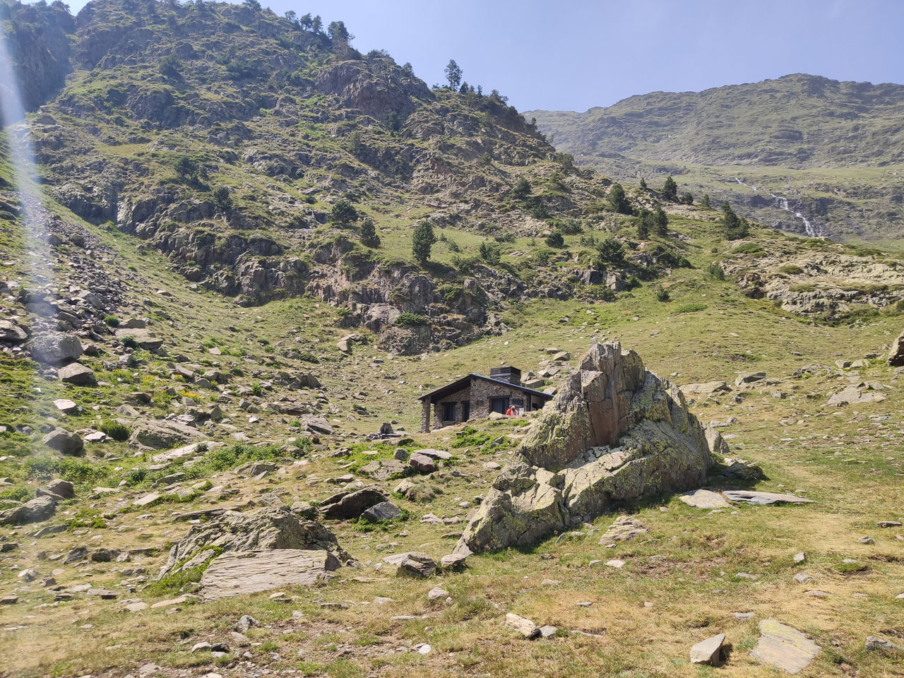 refugi pla de l estany.jpg