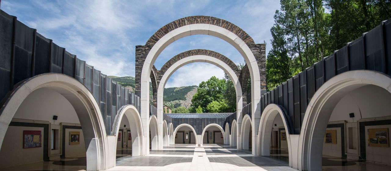 /content/dam/visitandorra/ca/assets/images/què-fer/cultura/cultural-itineraries/canillo/santuari de meritxell canillo interior.jpg