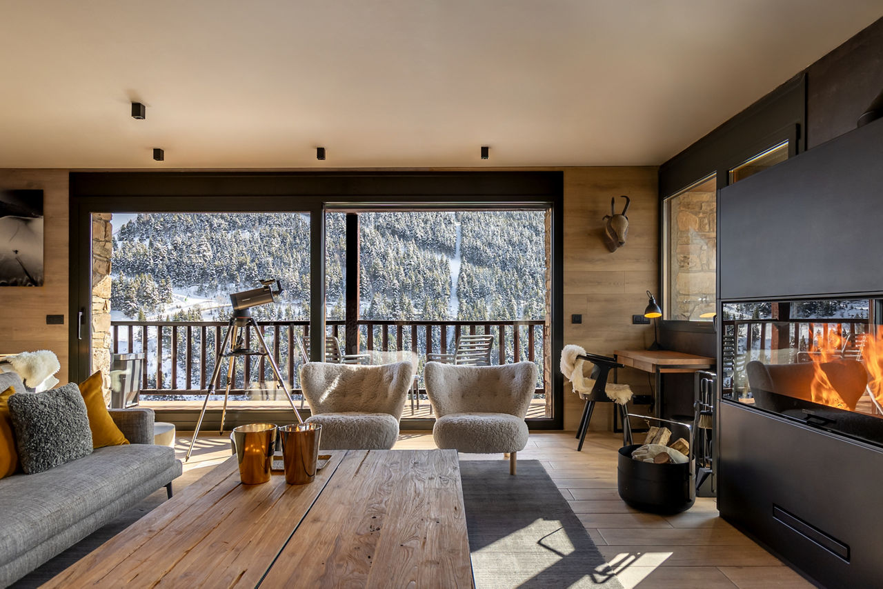 snowpeak_living.jpg