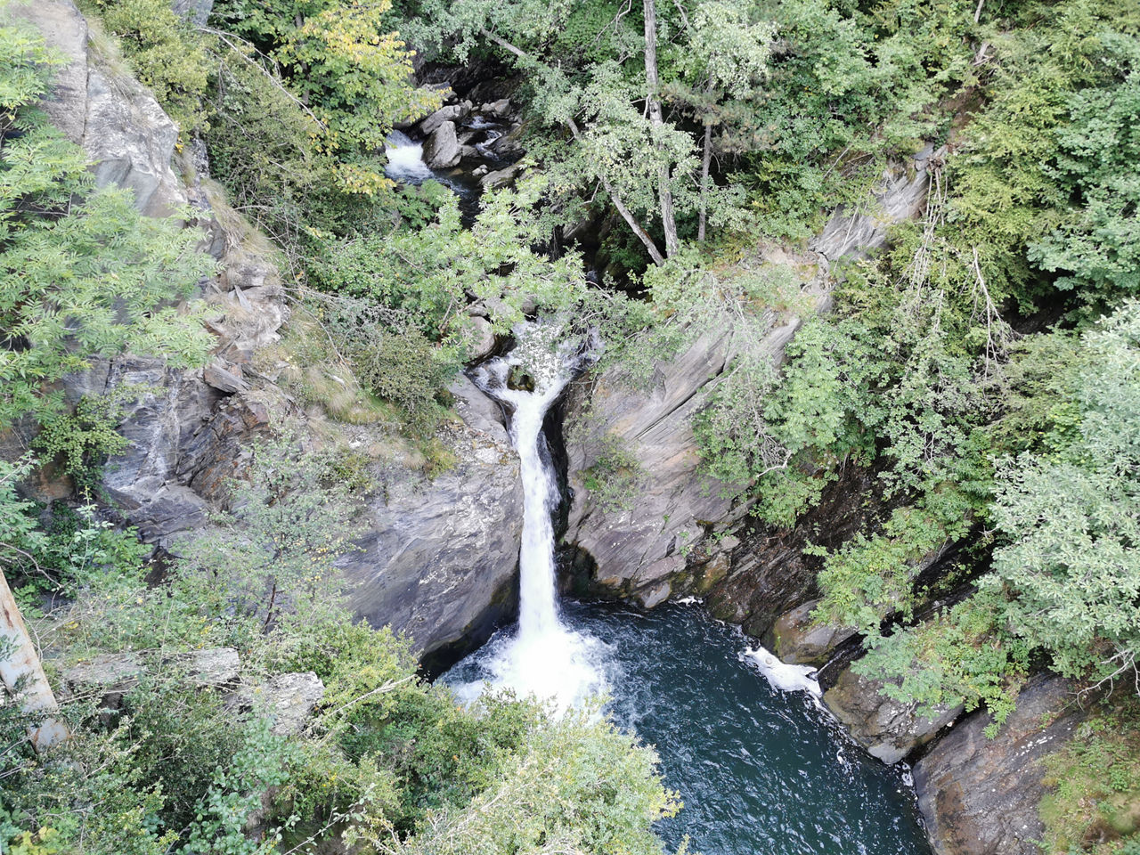 /content/dam/visitandorra/ca/assets/images/què-fer/natura/senderisme-amb-nens-a-andorra/toll bullidor1.jpg