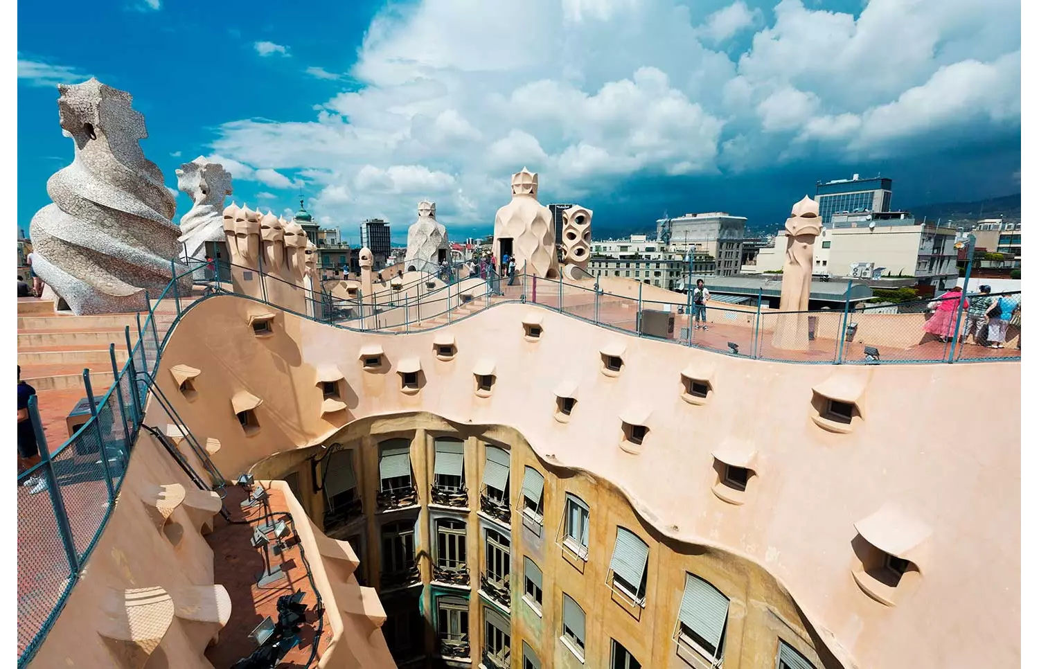La Pedrera o Casa Milà