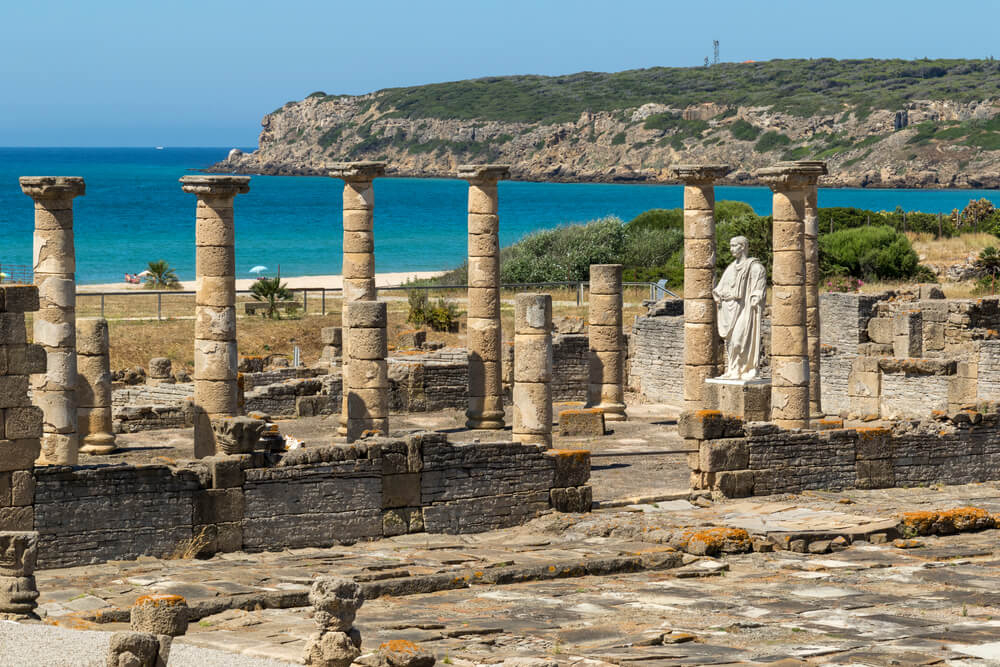 Baelo Claudia: römische Ruinen der Garum-Fabrik, für den der Almadraba-Thunfisch verwendet wurde.