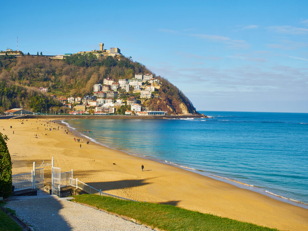 The best beaches in the Basque Country include playa de Ondarreta.