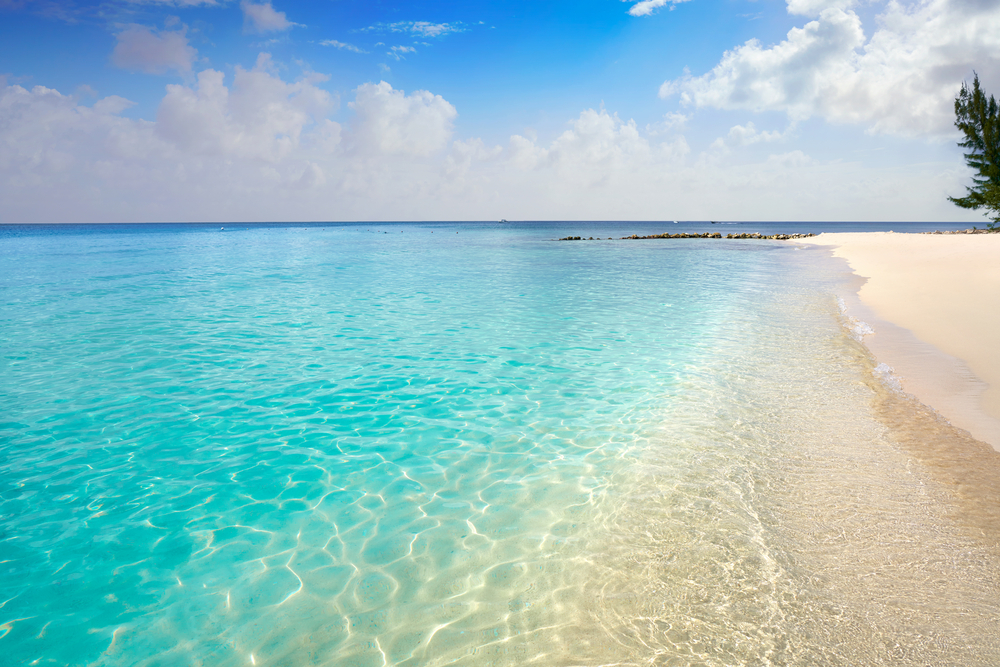 With its crystal-clear waters, El Cielo, a sandbar off the coast of Cozumel, is a truly heavenly beach