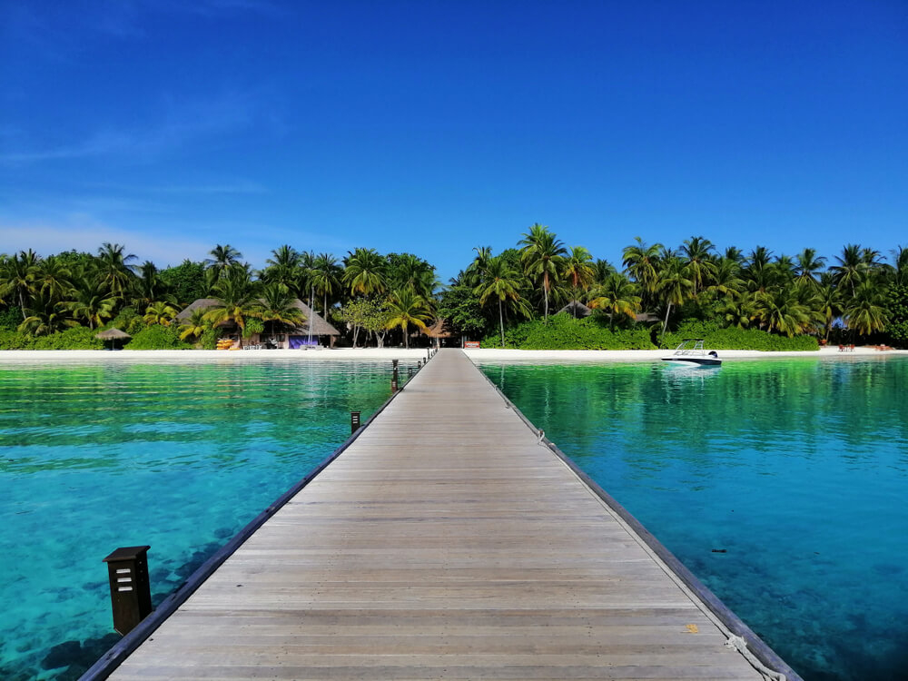 Maldives: A view of the Veligandu pier in the Maldives