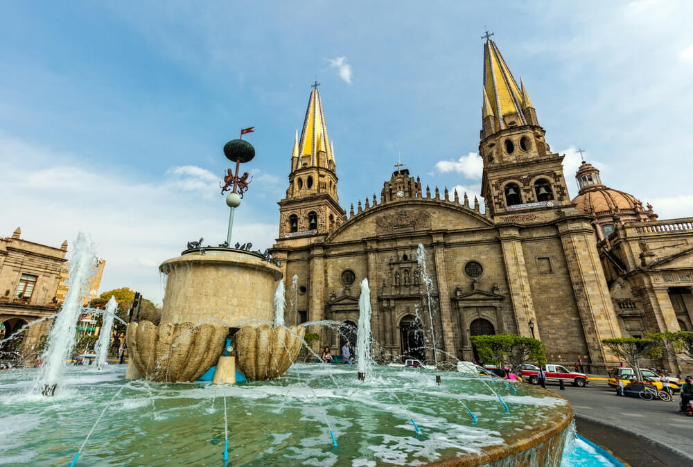 Mexico: A church and a fountain in Guadalajara, Mexico