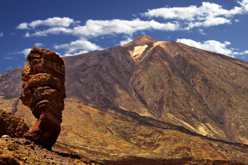 On all the Canary Islands info that you will read, El Teide is always a must-visit place