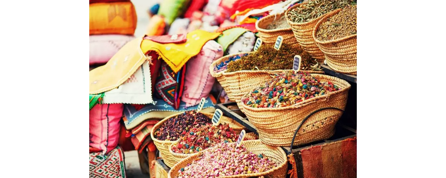 cities-for-shopping-zocco-fez-especias-e1600963495590