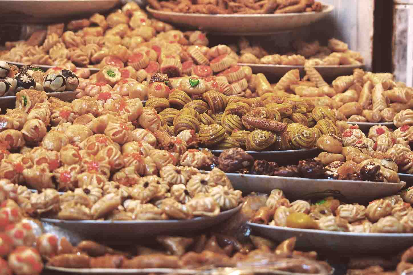 Les plats marocains traditionnels sont essentiels à la cuisine du monde arabe