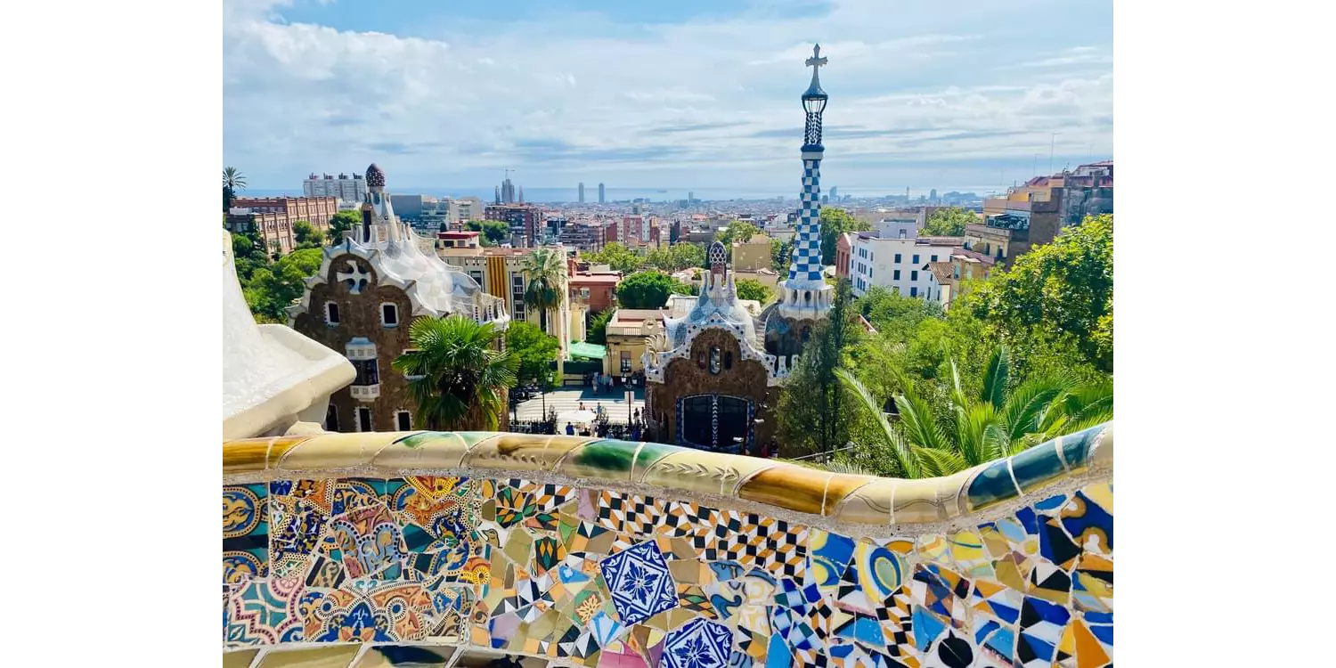 Cyber Week Reisen: Barcelona vom Joan-Sales-Aussichtspunkt.