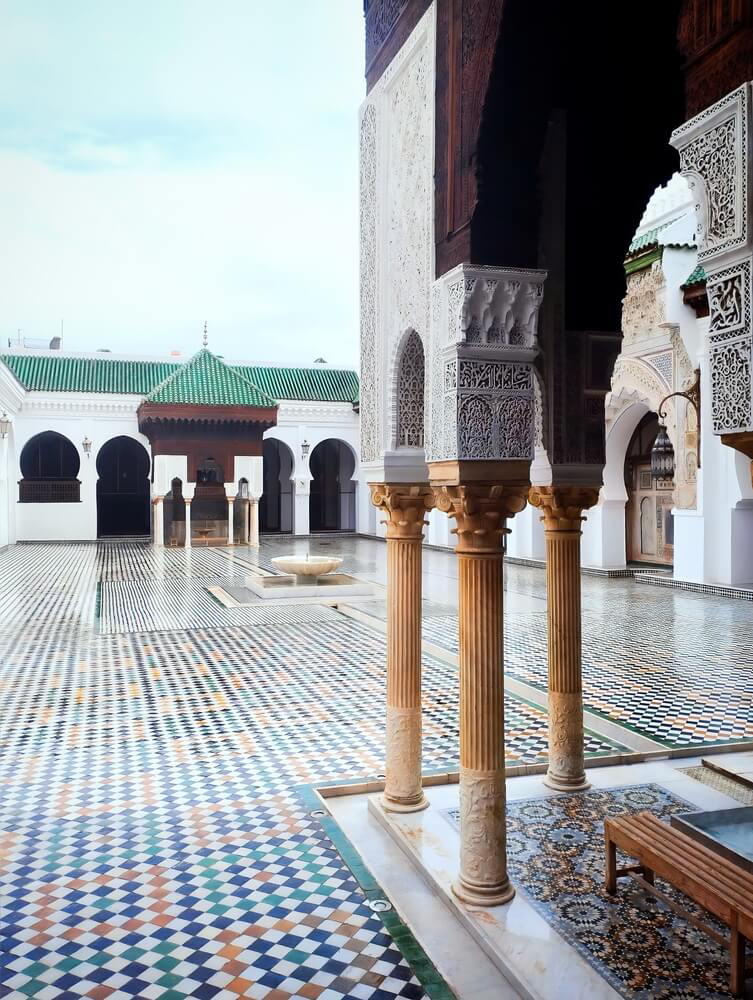 Die schönsten Bibliotheken der Welt: Khizanat al-Qarawīyīn in Fès, Marokko, von außen.