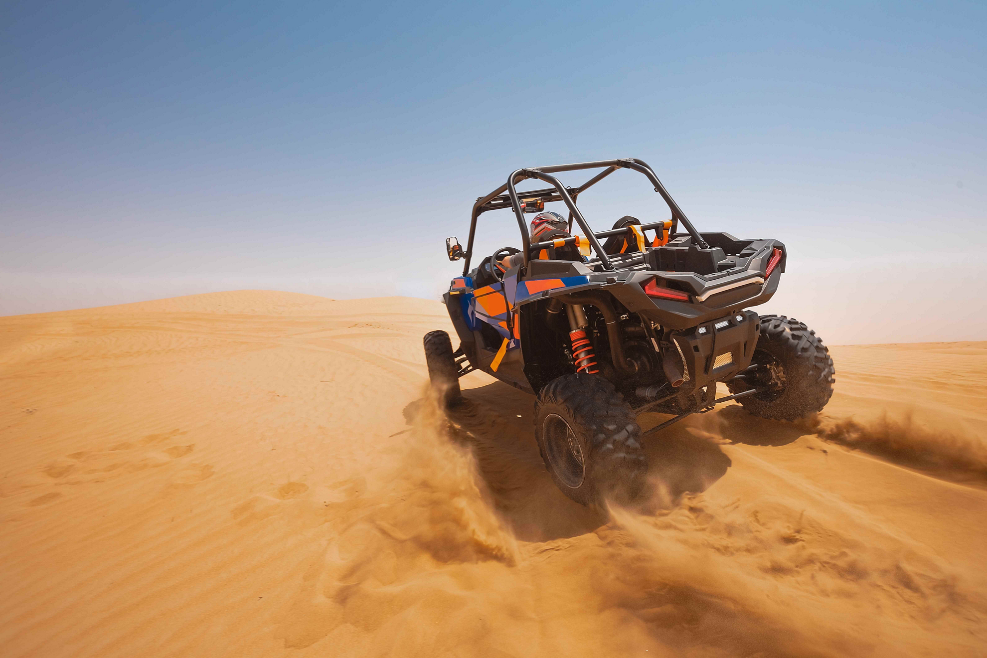 Dubai Aktivitäten: ein Quad in der Wüste.