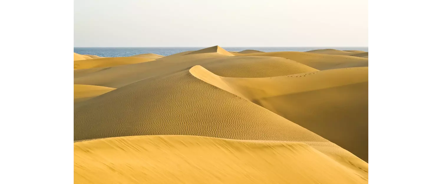 Gran Canaria mit Kindern: die Dünen von Maspalomas sind ein Paradies zum Austoben.