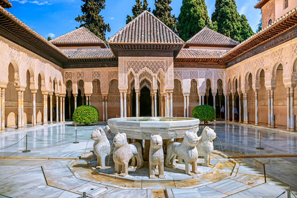 Court of Lions Alhambra Granada: A wide-angle view of the patio and fountain