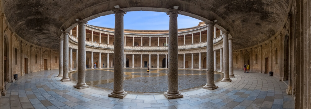 The Alhambra Palace in Granada: A 360º view of the inside of the Charles V Palace