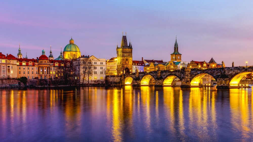 Holidays in Eastern Europe: Charles Bridge, Prague