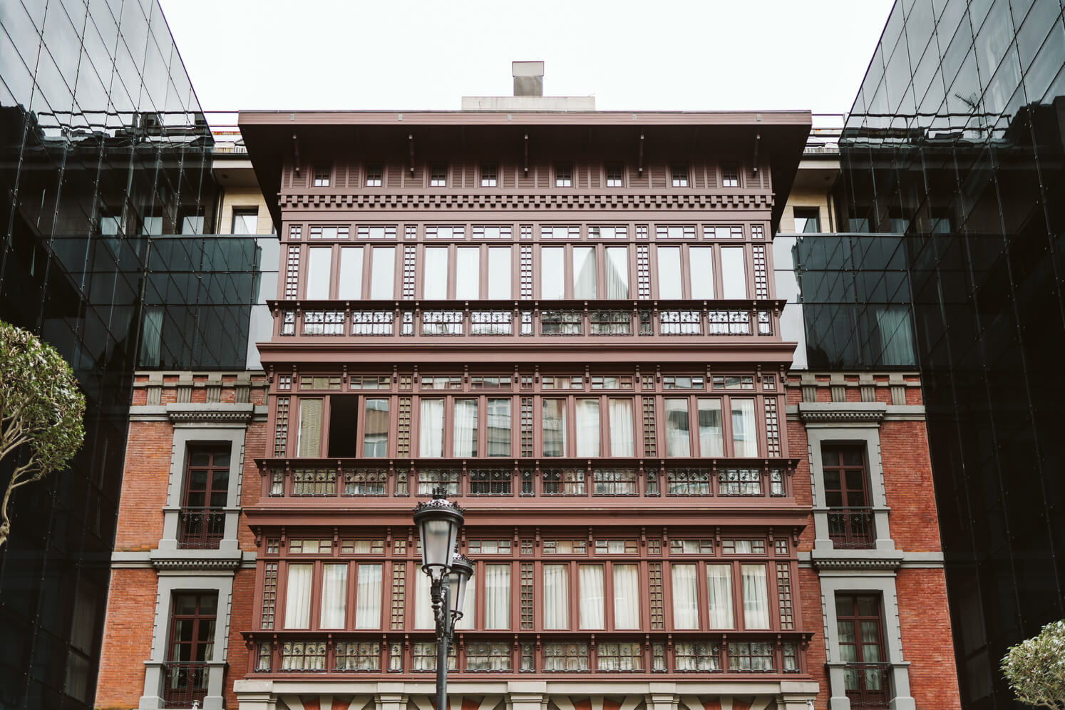 Fachada del hotel boutique Barceló Oviedo Cervantes