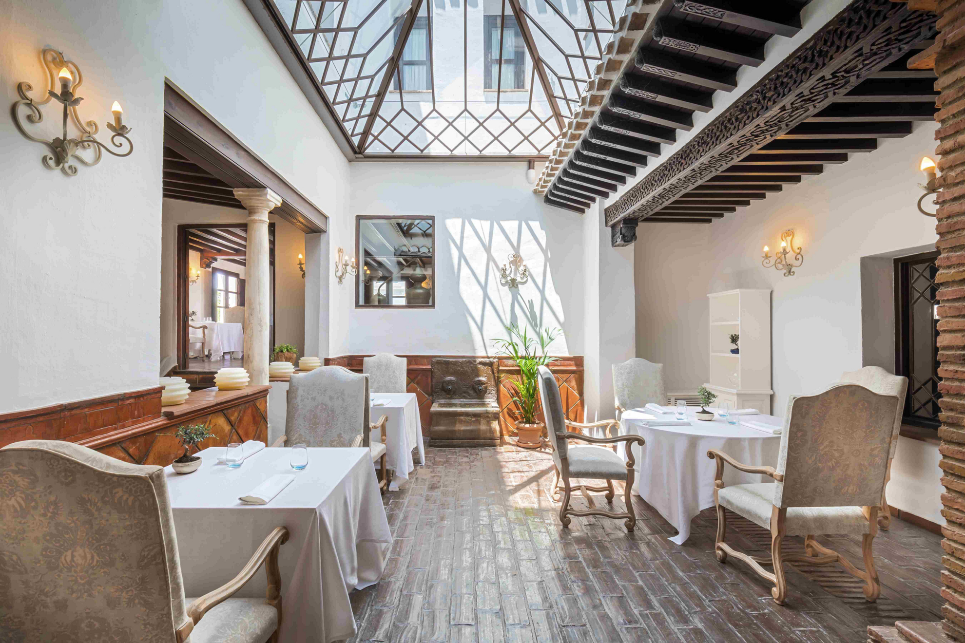 Hotels with Michelin Star restaurant: Inside La Finca, La Bobadilla a Royal Hideaway Hotel