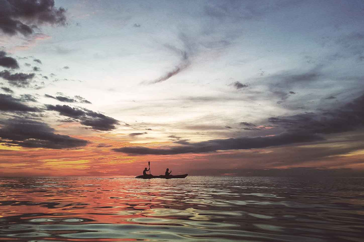 Die schönsten Ziele für Kajaktouren haben wundervolle Landschaften zu bieten
