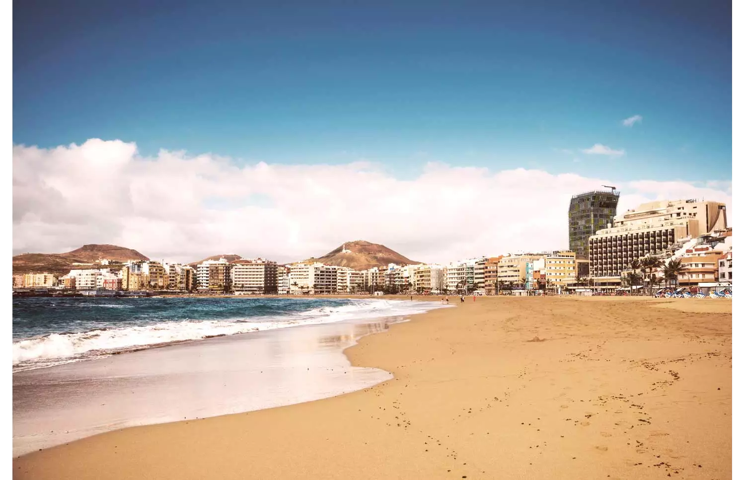 Breaks to Gran Canaria are perfect for anyone, from families to couples