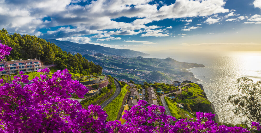 Madeira schönste Orte: Aussicht vom Cabo de Girão in der Dämmerung.