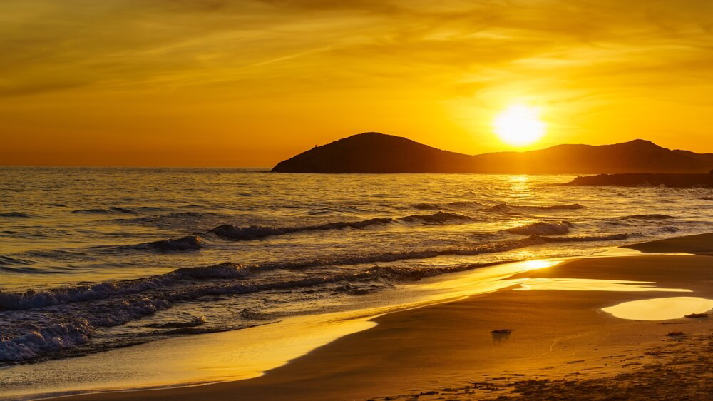 mejores playas de espana para ver el atardecer