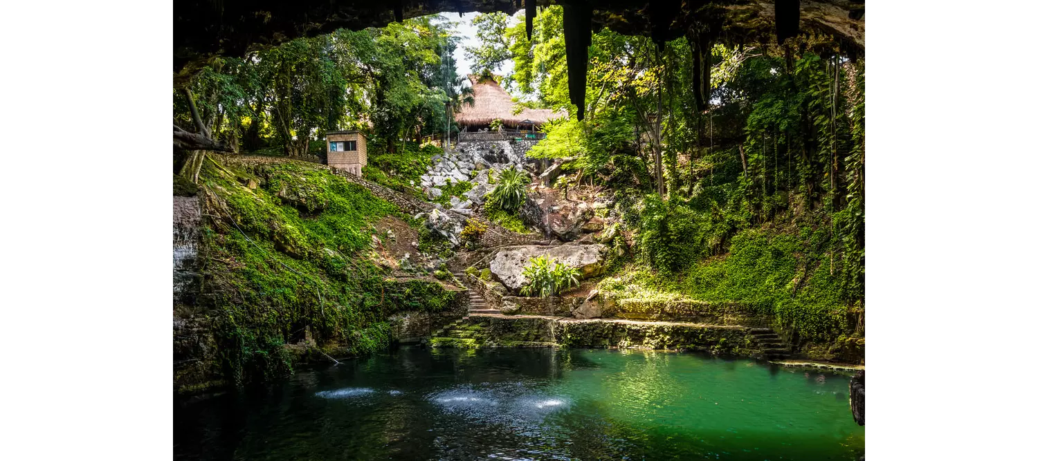 Mexiko schönste Orte: offener Cenote in der Nähe von Valladolid.