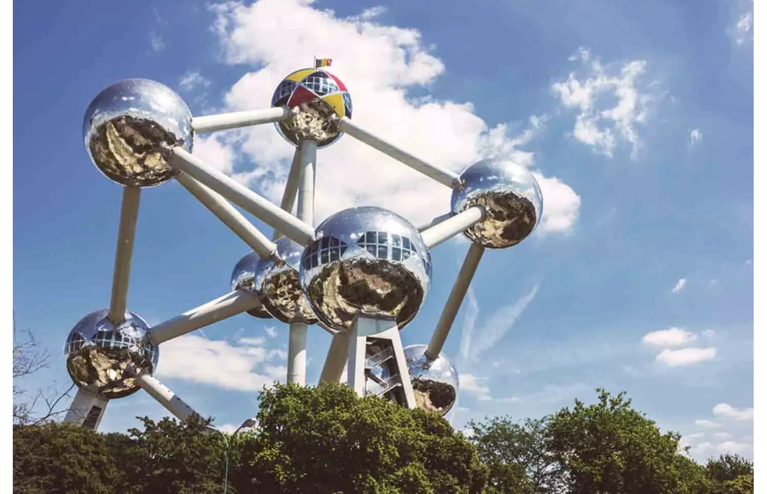Les travaux d'ingénierie de l'ère industrielle développent une architecture insolite