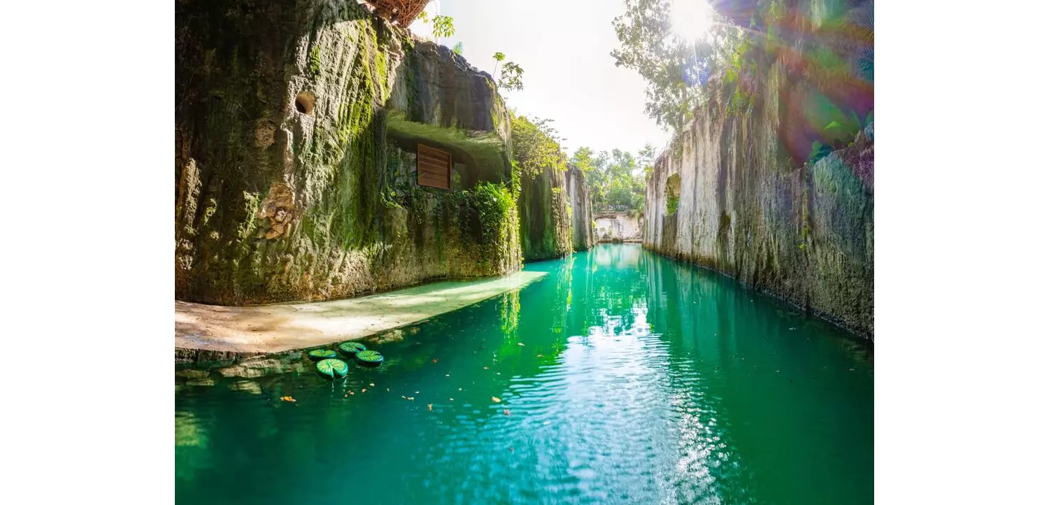 A great gift for Mexican Mother’s Day is a trip to Xcaret Eco-Park.