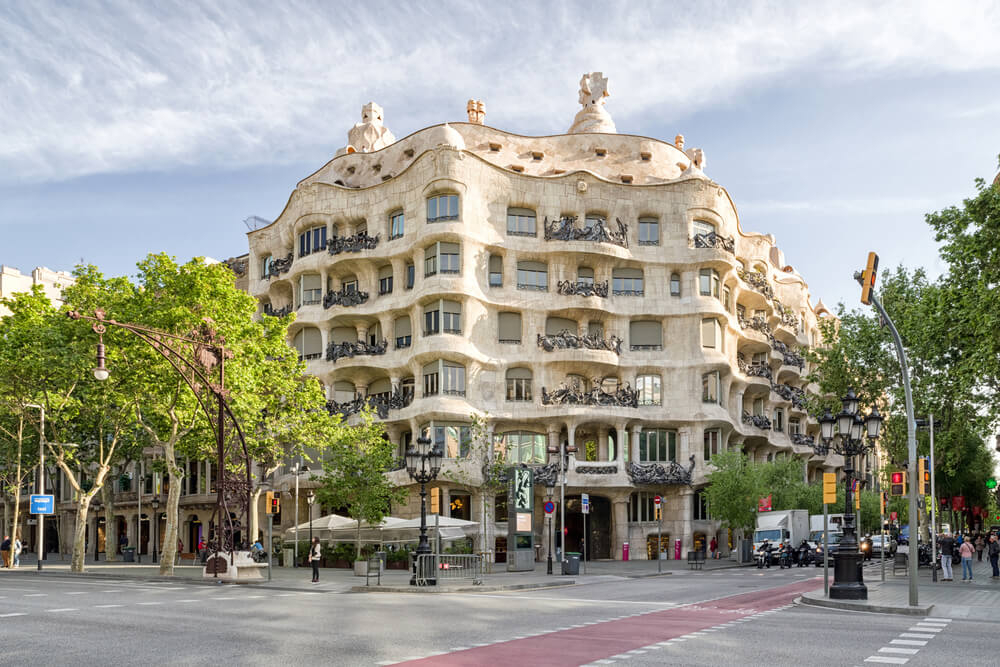 Gaudi Museum Barcelona: Corner street view of Casa Milà designed by Gaudi